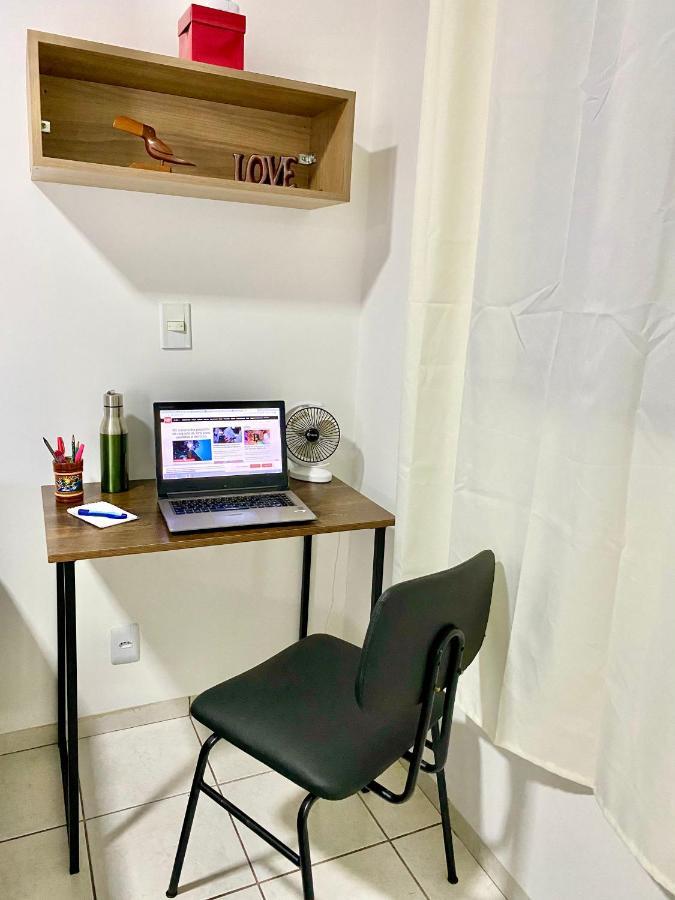 Apto No Centro Perto Do Shopping Com 2 Quartos De Casal Arcond Wifi Fibra Homeoffice E Garagem Em Dourados Exterior foto