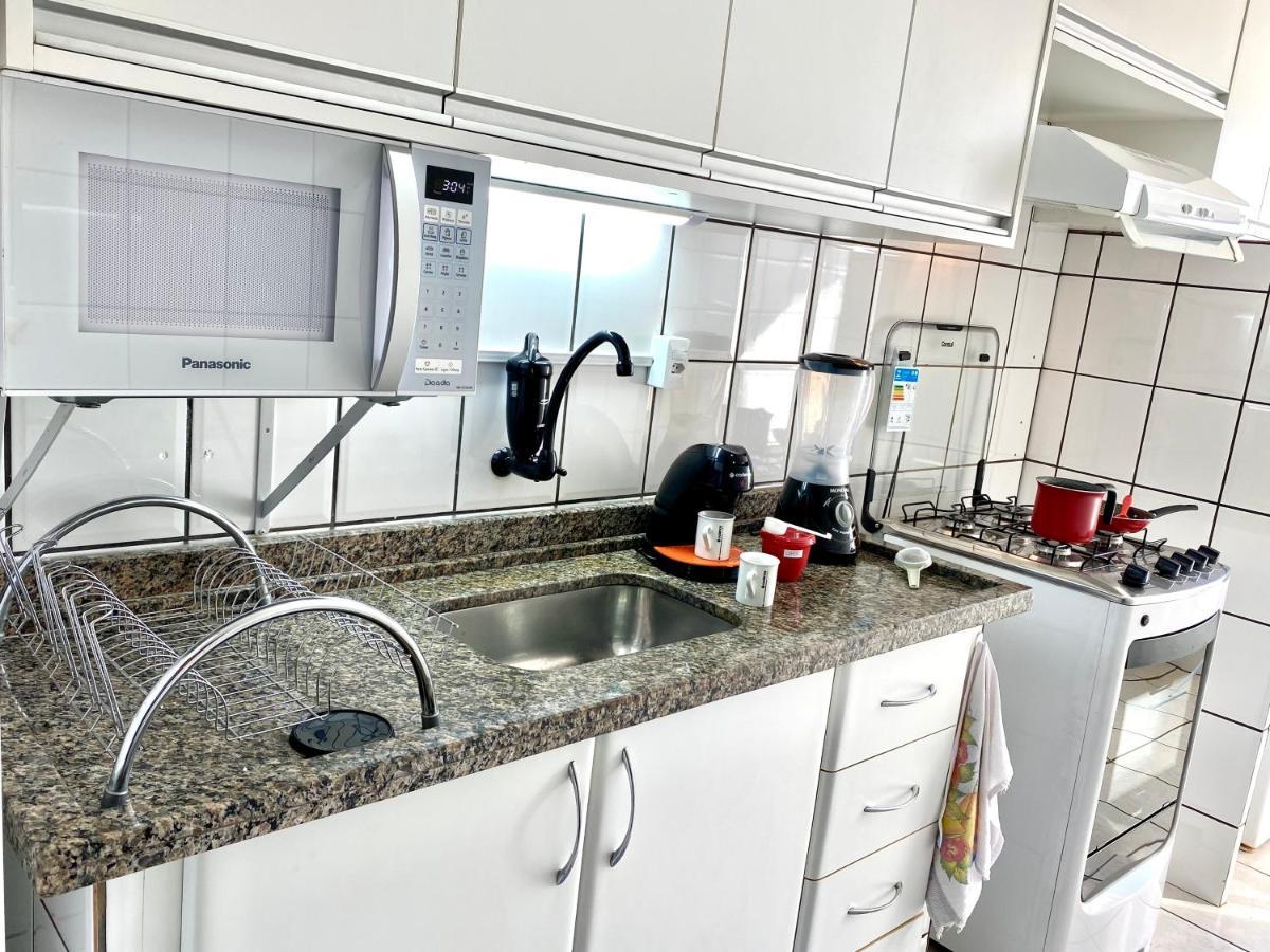Apto No Centro Perto Do Shopping Com 2 Quartos De Casal Arcond Wifi Fibra Homeoffice E Garagem Em Dourados Exterior foto