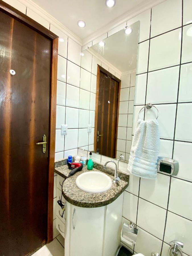 Apto No Centro Perto Do Shopping Com 2 Quartos De Casal Arcond Wifi Fibra Homeoffice E Garagem Em Dourados Exterior foto