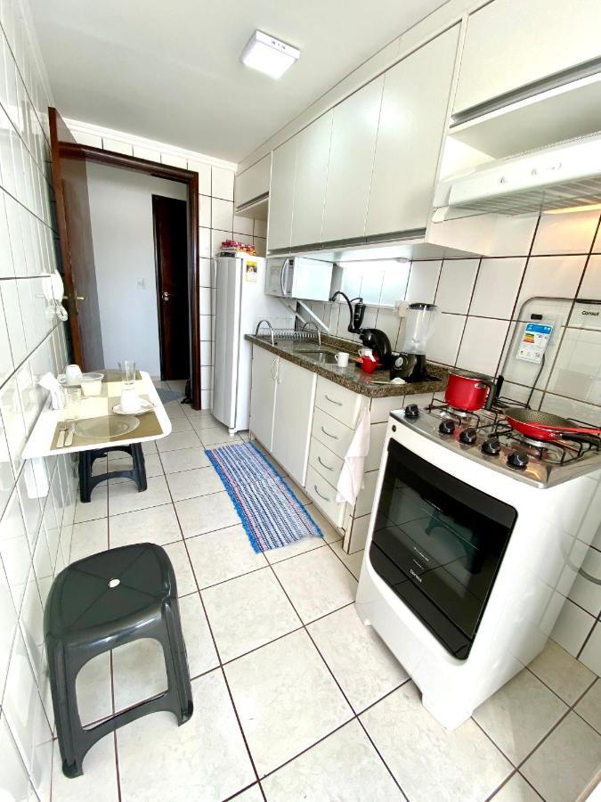 Apto No Centro Perto Do Shopping Com 2 Quartos De Casal Arcond Wifi Fibra Homeoffice E Garagem Em Dourados Exterior foto